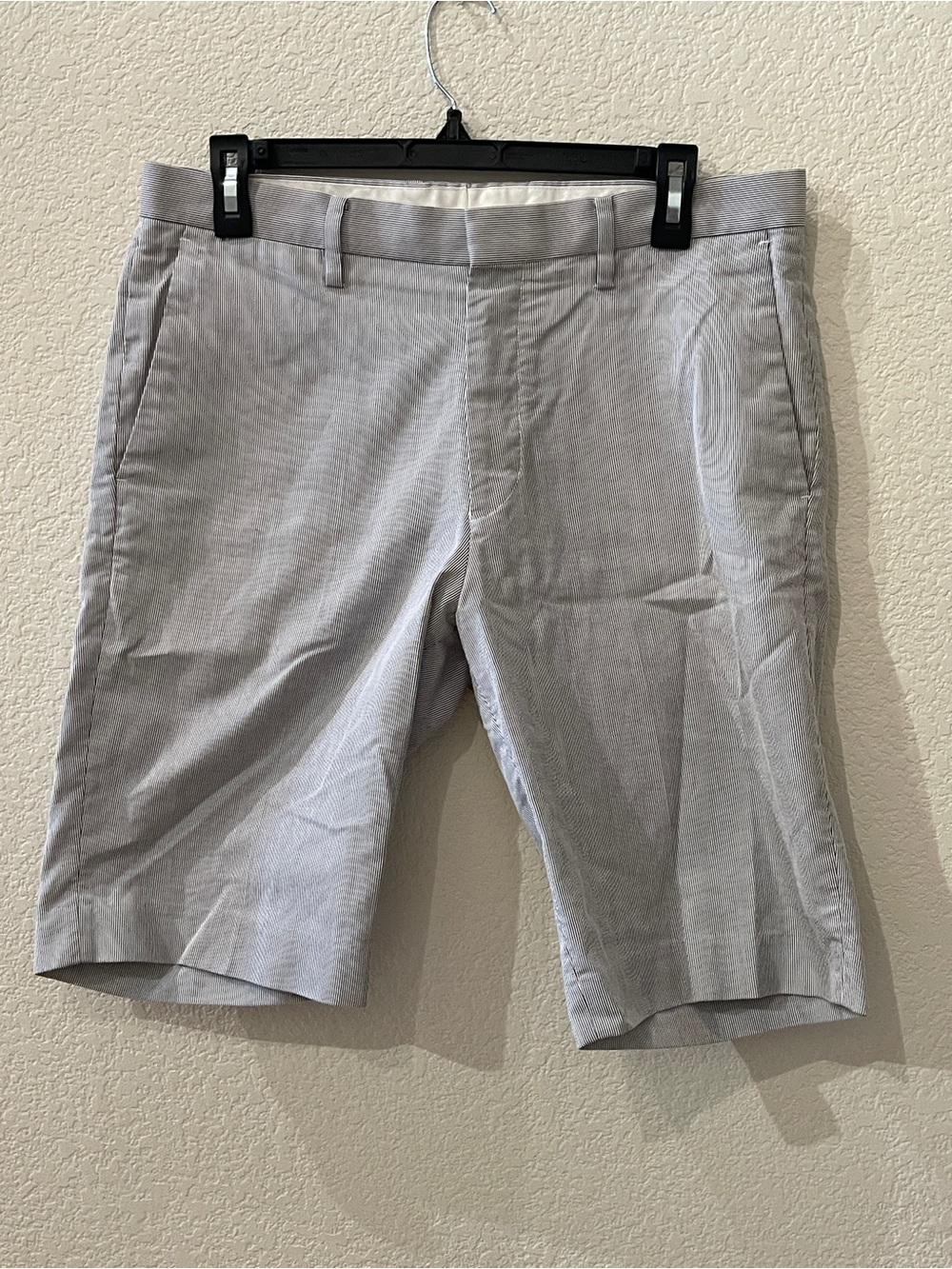 Uniqlo Men's Striped Blue Shorts